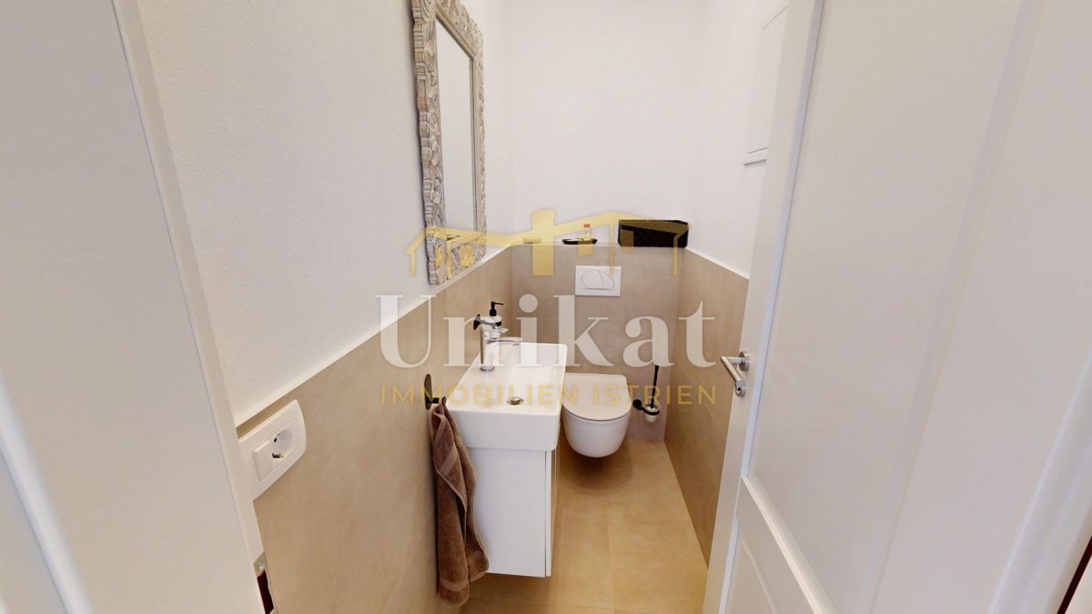 Casa vicino a Vižinada - giardino, piscina, 4 camere da letto